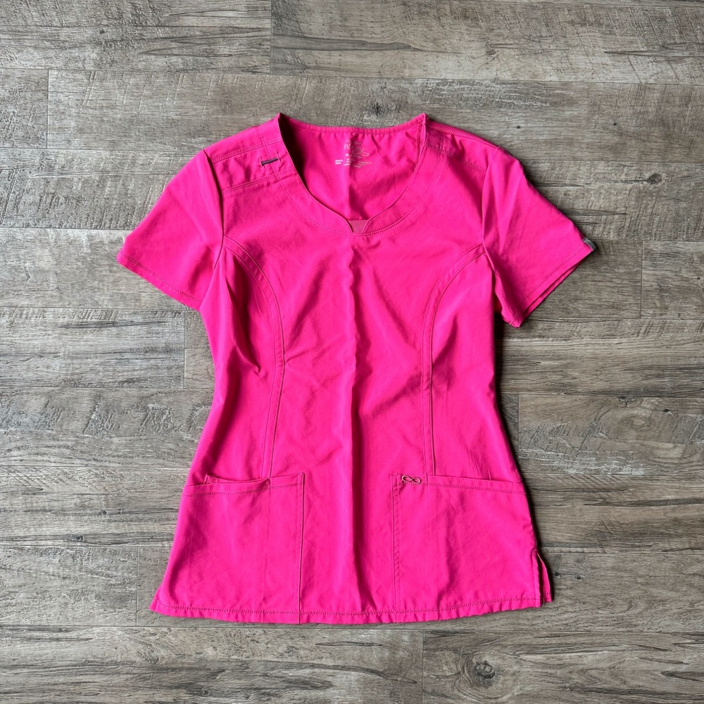 Cherokee Infinity Scrub Top